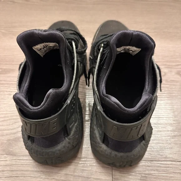 Nike Air Huarache - Black - Picture 4 of 9